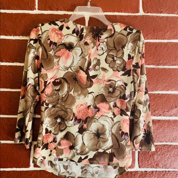 Cream/brown/pink/ floral print half sleeve blouse - Picture 3 of 3